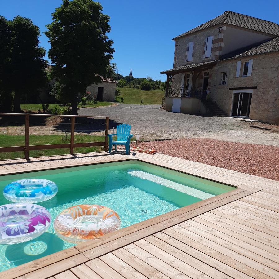 Maison De Campagne, Bord De Lac, Piscine, Billard 11 Per Plieux Exterior photo